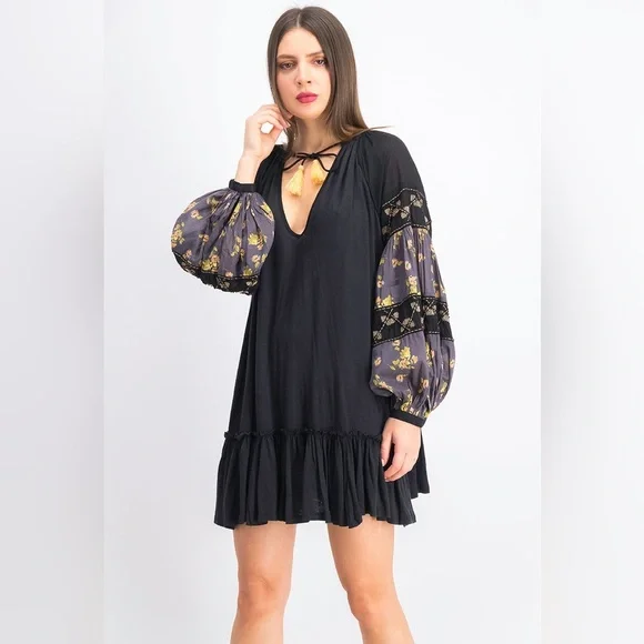 Free People Mix It Up Beaded
Embroidered High-Low Peasant Tunic - Picture 4 of 9